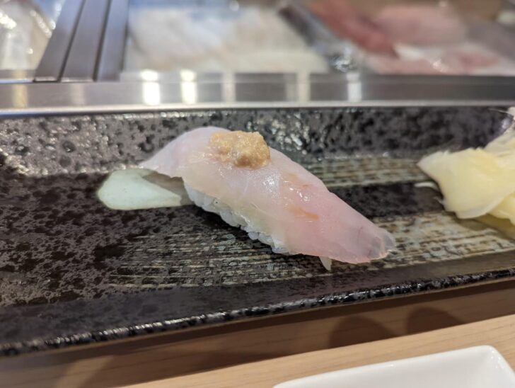 寿司安の寿司